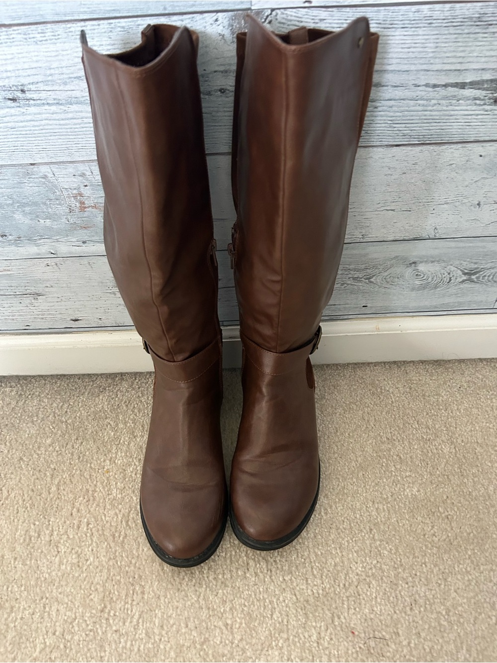 Women’s Brown Leather Knee-High Riding Boots